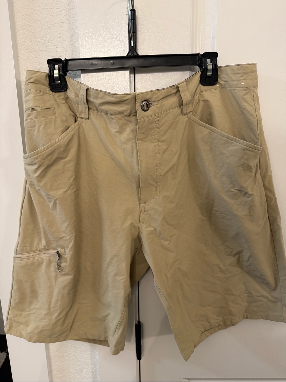 Patagonia Men's Khaki Shorts - Light Tan